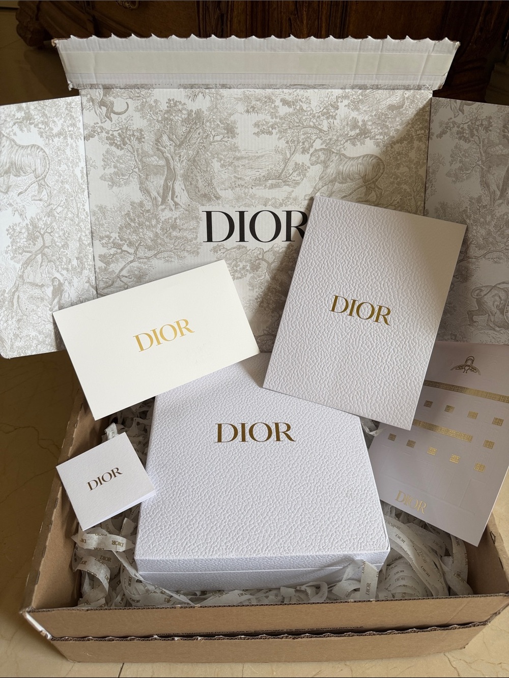 Dior Box White &Gold Branded Gift Boxes and Cards Card and Branded Tissue gift